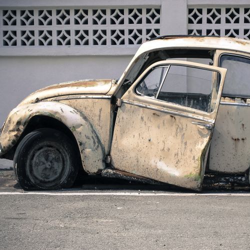 Is it illegal to sell an unroadworthy car?
