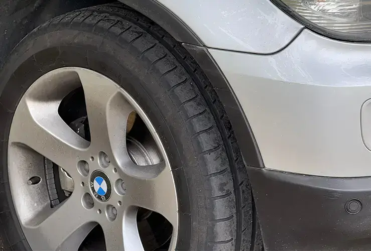 A close up of a wheel
