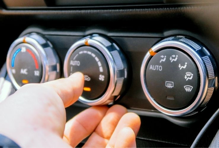 Car air conditioning controls